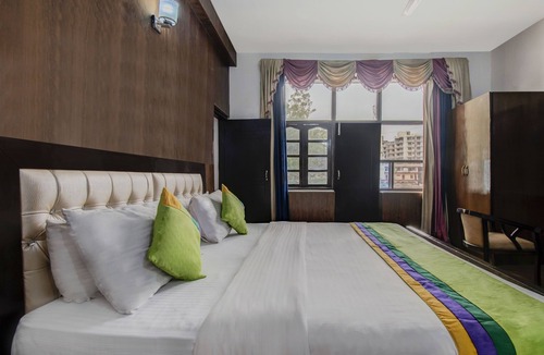 Bullawala Hotel | Itsy By Treebo - Jungle View Retreat