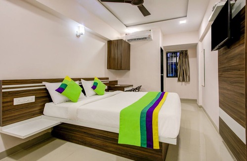 Vashi Hotel | Itsy Hotels Kings Inn Vashi