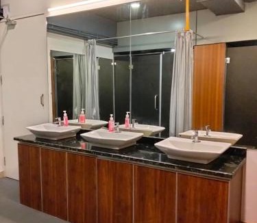 Adyar House | Ivory Inn Dormitory