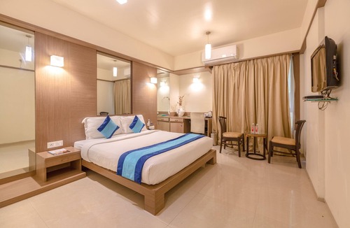 Viman Nagar Hotel | Ivy Studios Hotel Near Pune Airport