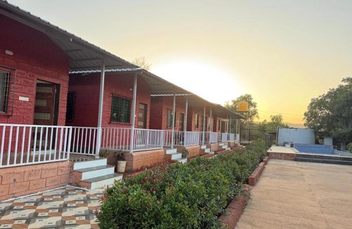 Kaswand Resort | Ivystone Cottages