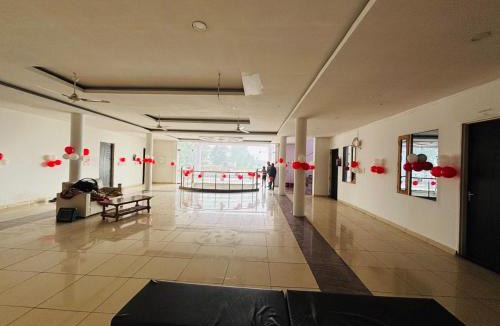 Amroha Hotel | J B Hotel,Banquet & Restaurant