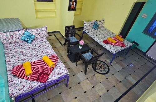 Mantralayam Apartment | Jaganatha home stay