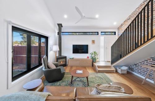 Petersham House | Jarvie Cottage