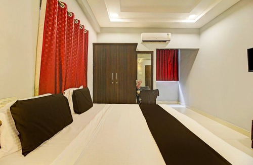 Kondapur Hotel | Jashwitha Mukkanti Homes