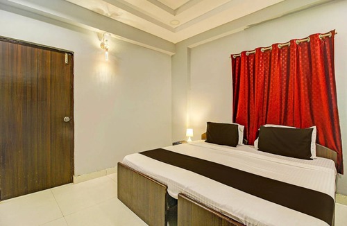 Kondapur Hotel | Jashwitha Mukkanti Homes