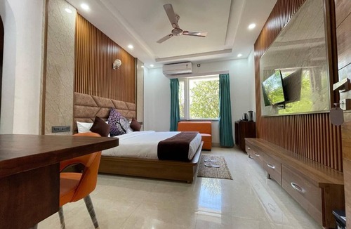 Rudraprayag Hotel | Jayati Palace Hotel