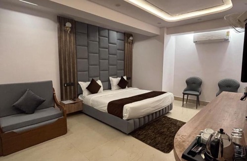 Rudraprayag Hotel | Jayati Palace Hotel