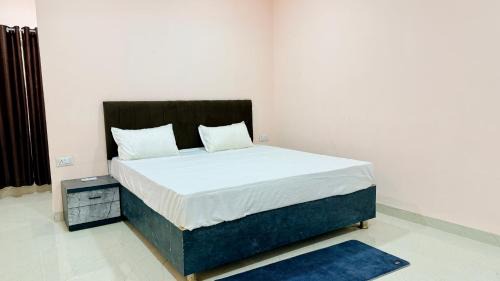 Mhow Hotel | JB Resort
