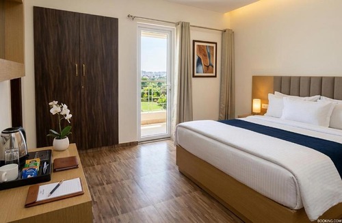 Sonepat Bed & Breakfast | JHS Kundli