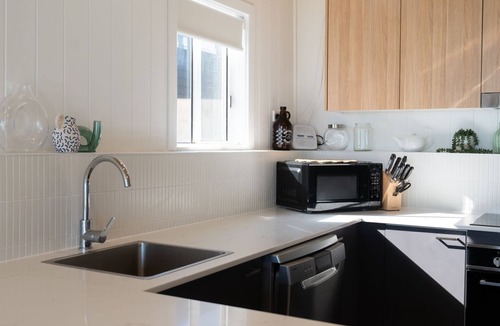 Arrawarra Headland Apartment | Jim & Dots Beachside Escape