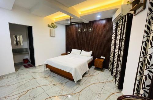 Kunnamangalam Hotel | JK Residency