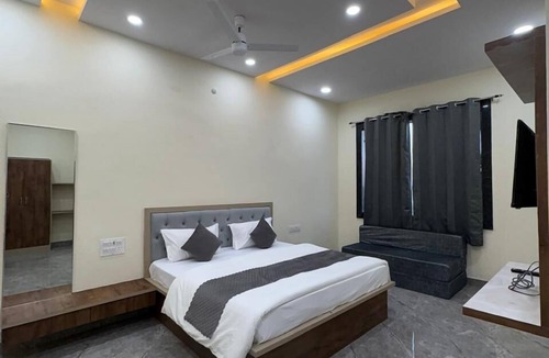 Ajmer Hotel | Jodhana Raj Hotel & Restaurant