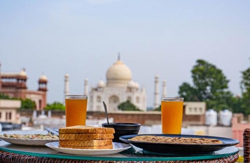 Taj Ganj Hostel | Joey's Hostel Agra - 200m from Taj Mahal