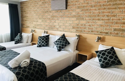 Tenterfield Hotel | Jumbuck Motor Inn