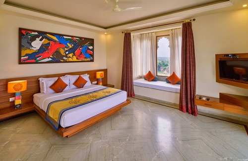 Nathdwara Hotel | juSTa Brij Bhoomi Nathdwara