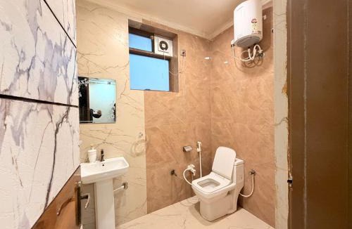 Vrindavan House | K D Dham Hotel - Near Prem Mandir