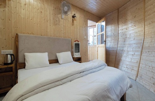 Dugalbitta Hotel | Kaafal Cottages The Himalayan Home