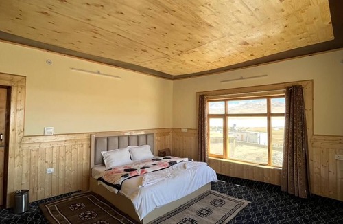 Karzok House | Kailash House - Tsomoriri Lake