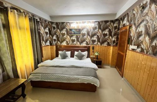 Sarahan House | Kailash view