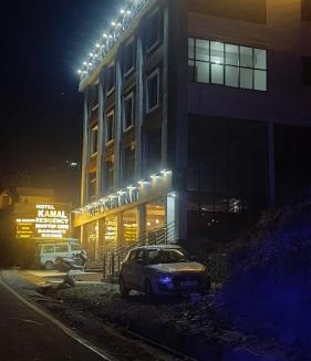 Tehri Hotel | Kamal Residency by Uk season