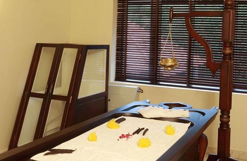 Mararikulam Hotel | Karapuram village resort
