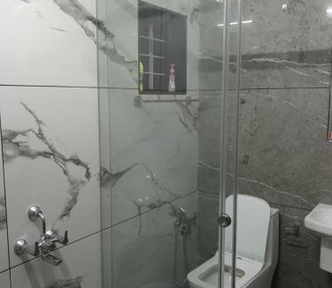 Mallapalli Apartment | Kattuvallil AGAPE Homestay 4B2HK