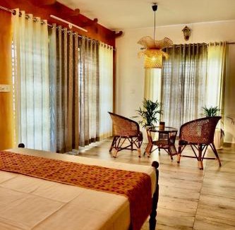 Kuthiathode House | Kayaloram Retreat Hospitality