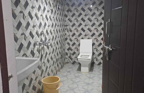 Chopta Hotel | Kedar Chaukhamba Homestay