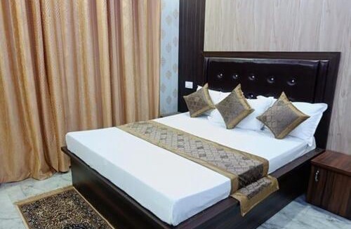 Sitapur Hotel | Kedarnath Cottage Sersi