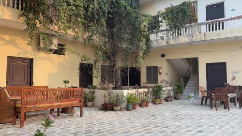 Pushkar Bed & Breakfast | Keshav Palace