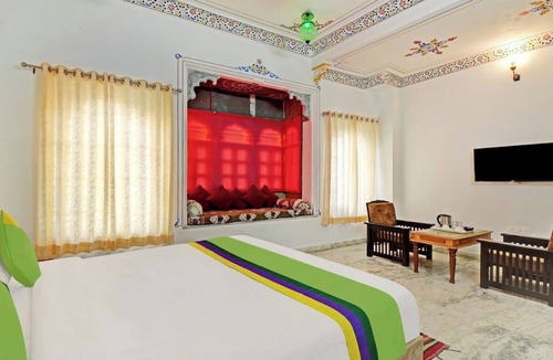 Udaipur Hotel | KHAKHRI HAVELI - A Boutique Hotel