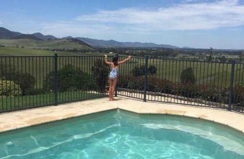 Kia Ora House | Kia Ora Lookout Retreat