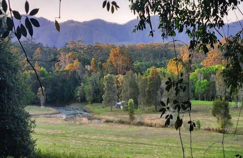 Valery Bed & Breakfast | King Bed 8 mins from A1 Valery Mid North Coast