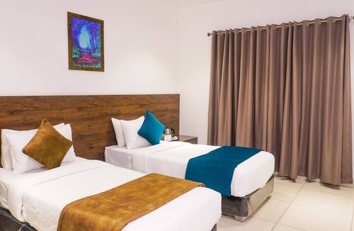 Bengaluru Hotel | Kings Club