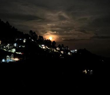 Vilpatti Hotel | Kodai Hillscape