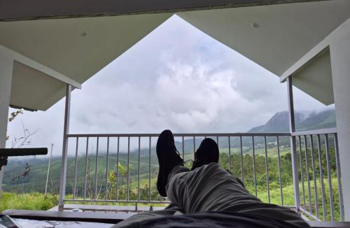 Suryanelli House | Kolukkumalai Wild Cabins
