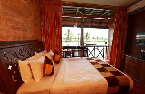 Ezhupunna Hotel | Kondai Lip Backwater Heritage Resort