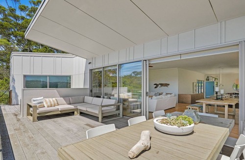 Macmasters Beach House | Kookaburra Retreat at Macmasters Beach