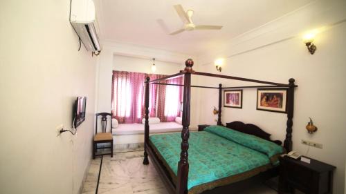 Udaipur City Centre Bed & Breakfast | Kotra Haveli A Boutique Hotel by Lake Pichola