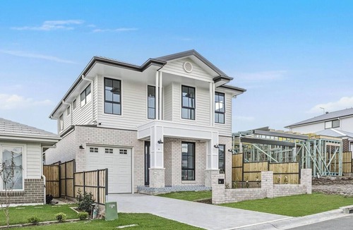 Cobbitty House | KozyGuru | Cobbitty | Modern Family Retreat
