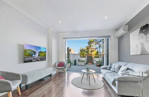 Rozelle House | KozyGuru | Rozelle | 3 Bed Family House