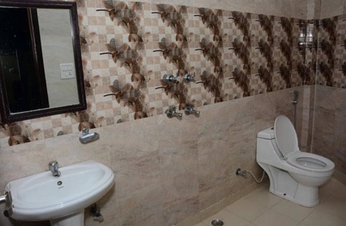 Haldwani Hotel | Krazy Hotel