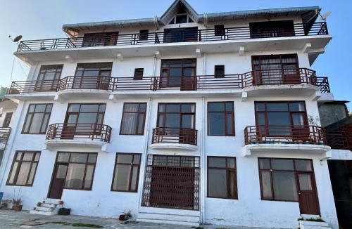 Kaul Hotel | Krishna Himalayan Hotel & Restaurant