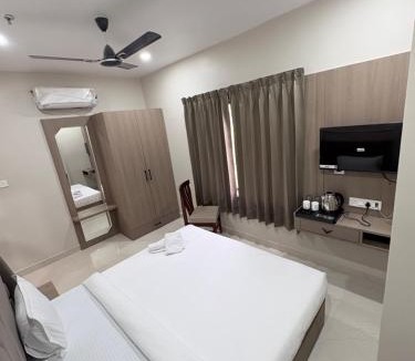 Khattalwada Hotel | Krishna Sheesh Mahal