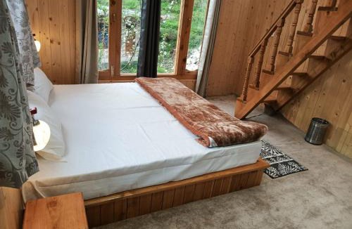Ghiyagi House | Kudhal Home Stay