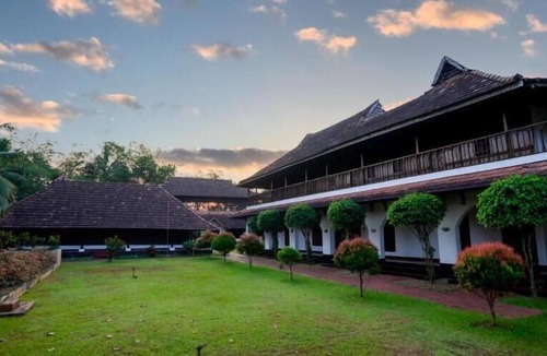 Andhakaranazhy Resort | Kumarakom Heritage Resort & Ayurveda