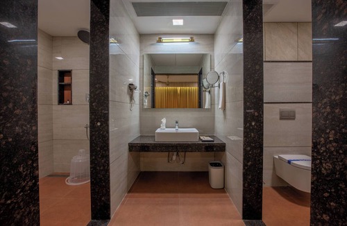 Tiruchendur Hotel | La Antaraa