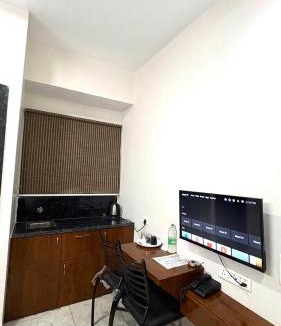 Indore Hotel | La Banian Retreat