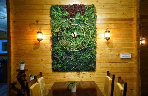 Chevella House | La Cabana, The Wooden Cottage